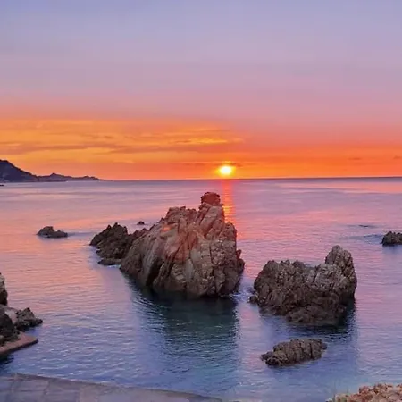 Isor Con Piscina Prázdninový dům Costa Paradiso