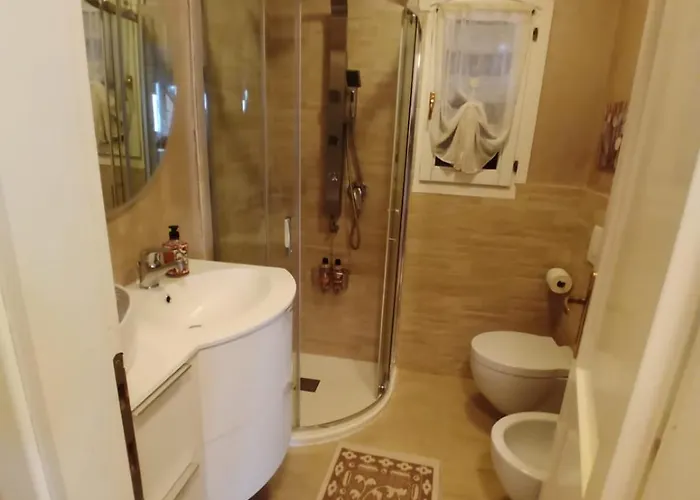 Isor Con Piscina Hébergement de vacances *